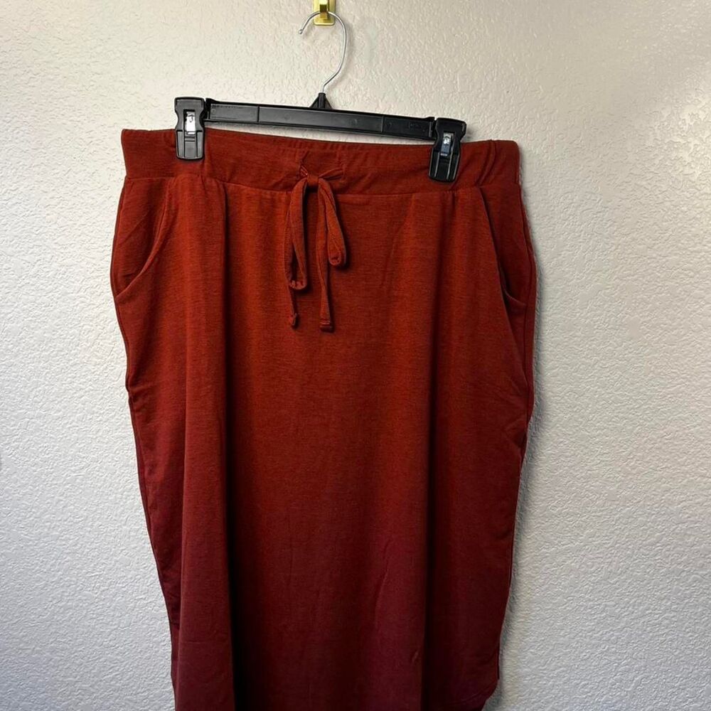 Zenana Women's Orange and Burgundy Skirt